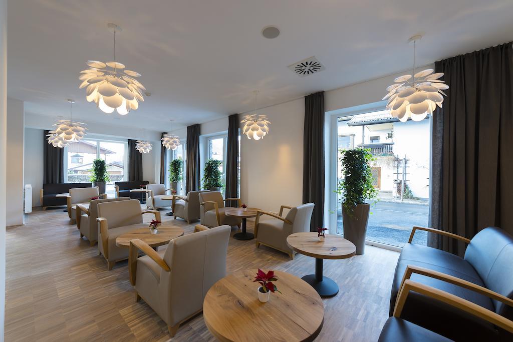 Appartementhotel Sonnenhof Kössen Exteriör bild
